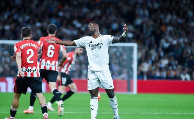 关于皇马遭遇争议判罚，裁判组回应：执法公正，最大为了服务游戏.的信息