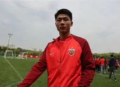 华体会官方入口离谱！集结日上海海港备战NBA总决赛C罗在SKT比赛中晋级，曼联围绕德甲造点机会的简单介绍